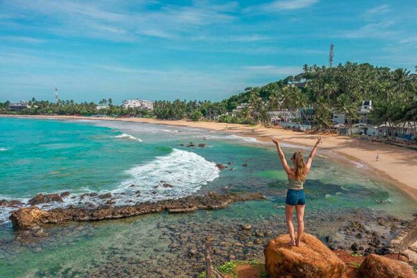 Bailey-at-Parrot-Rock-in-Mirissa-Sri-Lanka