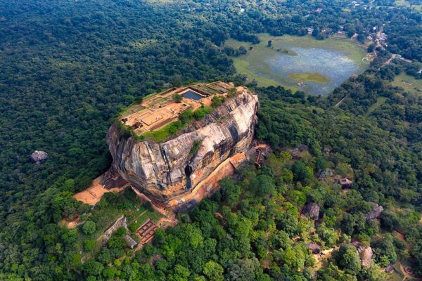 must_visit_places_sri_lanka_sigiriya